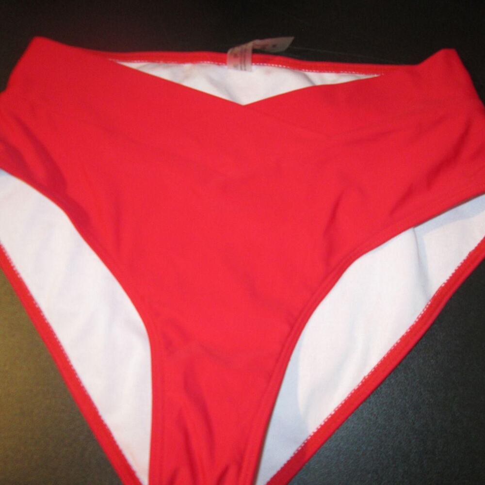 Women sz m swim bottoms